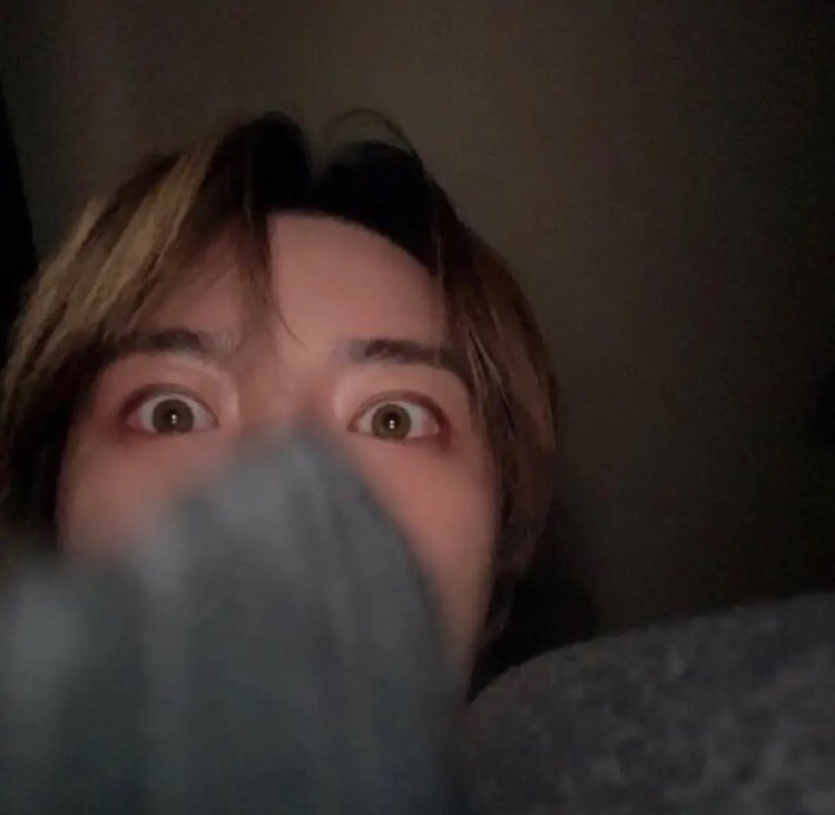 richgyu's tweet photo. year 2023 and of course we have the iconic extremely shocked beomgyu cult. this is probably the 2nd biggest one after the first beom pfp cult. this selca was EVERYWHERE in tiktok. a lot ppl definitely got shocked when they started getting comments from ppl with the same pfp 😭 https://t.co/pSbw4Yq3wc