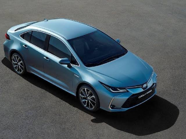 SeeDoo24's tweet photo. Toyota Corolla Hybrid Flame X-Pack Fiyat Değişimi:
01.06.2023->1.147.050 TL
10.06.2023->1.245.400 TL
01.07.2023->1.307.650 TL
10.07.2023->1.410.100 TL
01.08.2023->1.599.900 TL https://t.co/ztmZkuhw65