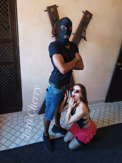 Devinez le th&egrave;me de la vid&eacute;o que j'ai tourn&eacute;e au #Riad5 du #Capdagde avec @brownsugar34off 😈🥵💦  #hot<a href="/tag/brunette"class="tags"><span>#brunette</span></a><a href="/tag/sexy"class="tags"><span>#sexy</span></a><a href="/tag/hot"class="tags"><span>#hot</span></a><a href="/tag/ass"class="tags"><span>#ass</span></a><a href="/tag/bigdick"class="tags"><span>#bigdick</span></a><a href="/tag/bbc"class="tags"><span>#bbc</span></a><a href="/tag/blowjob"class="tags"><span>#blowjob</span></a>