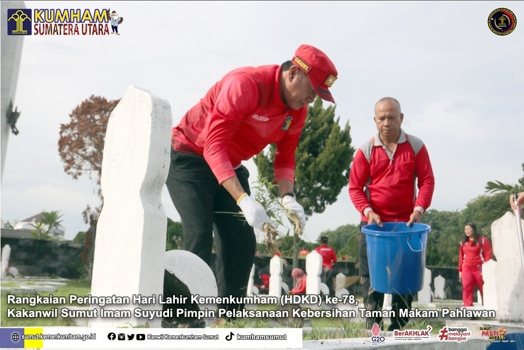 BarutuSoetopo's tweet photo. Bersama bpk Kakanwil dan Pimti serta keluarga besar Kesuma, melaksanakan pembersihan di TMP Bukit Barisan, berkenaan HDKD ke 78 tahun 2023. https://t.co/xRHZWIQb2M