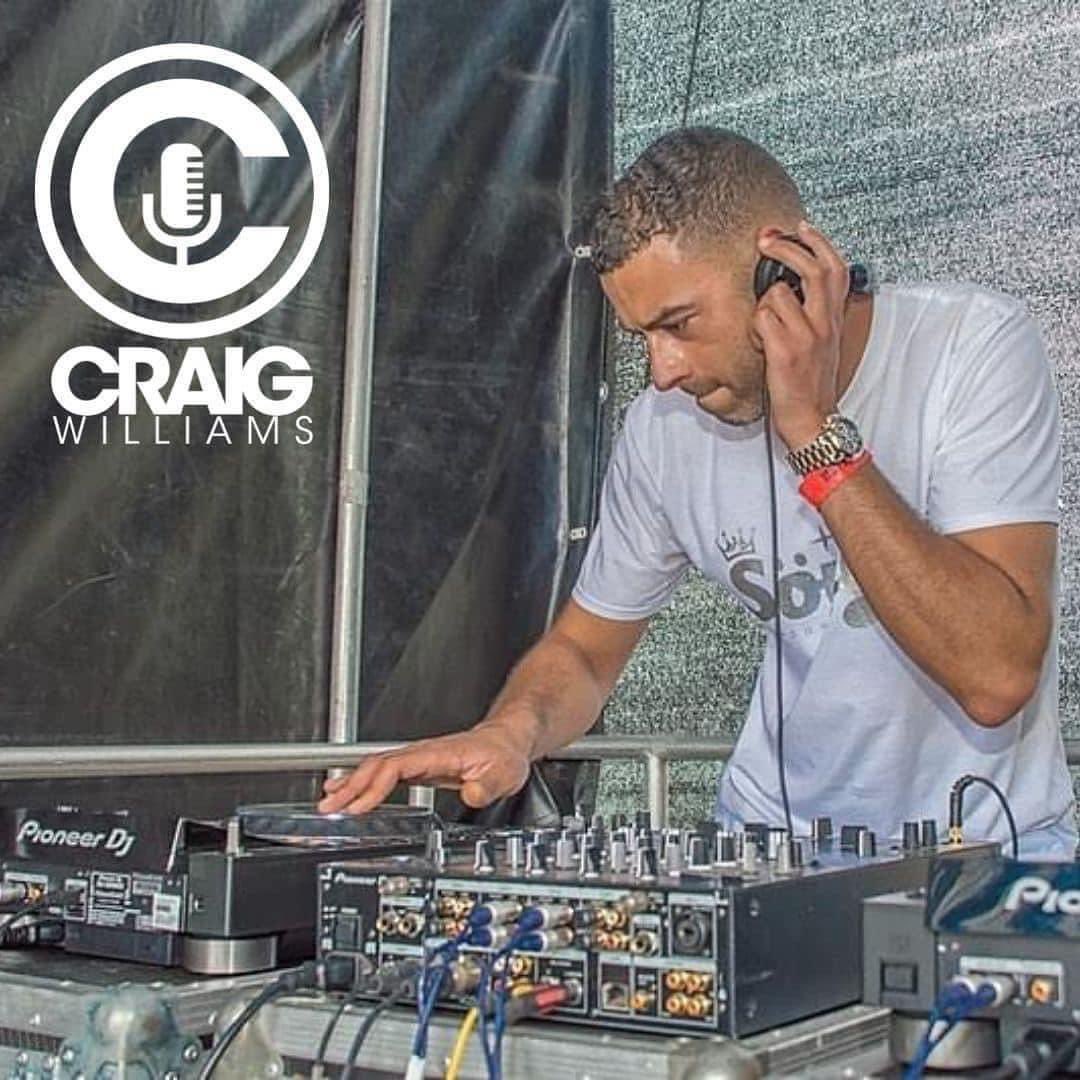 Craig Williams DJ (@craigwilliamsdj) on Twitter photo Let’s get it on a #tbt !!!
#mibreakfast is coming up on <a href="/misoulradio/">Mi-Soul</a> from 7am with plenty of classics in the bag just for you…
I’m getting myself ready for <a href="/MSFestHQ/">MargateSoulFestival</a> with this memory of me on the sunset stage back in 2018 📸
Hope your all well & good morning everyone 😊 Let’s get it on a #tbt !!!
#mibreakfast is coming up on <a href="/misoulradio/">Mi-Soul</a> from 7am with plenty of classics in the bag just for you…
I’m getting myself ready for <a href="/MSFestHQ/">MargateSoulFestival</a> with this memory of me on the sunset stage back in 2018 📸
Hope your all well & good morning everyone 😊