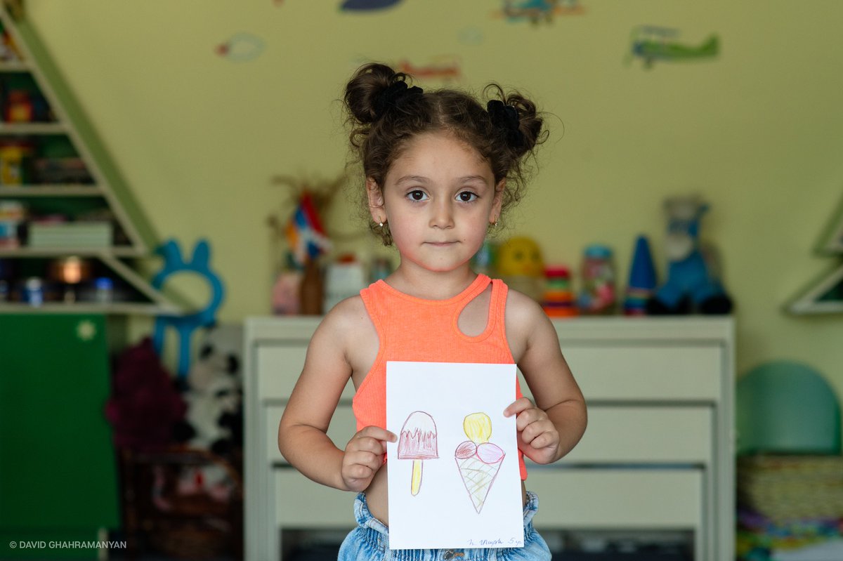 GorTs91's tweet photo. All shops stand empty in #NagornoKarabakh due to the relentless siege by #Azerbaijan. The humanitarian crisis continues to take its toll. In a Stepanakert kindergarten, children express their longing by drawing what they miss the most during this difficult blockade. Innocent lives are profoundly affected.
#UnblockLachinCorridor

@ David Ghahramanyan