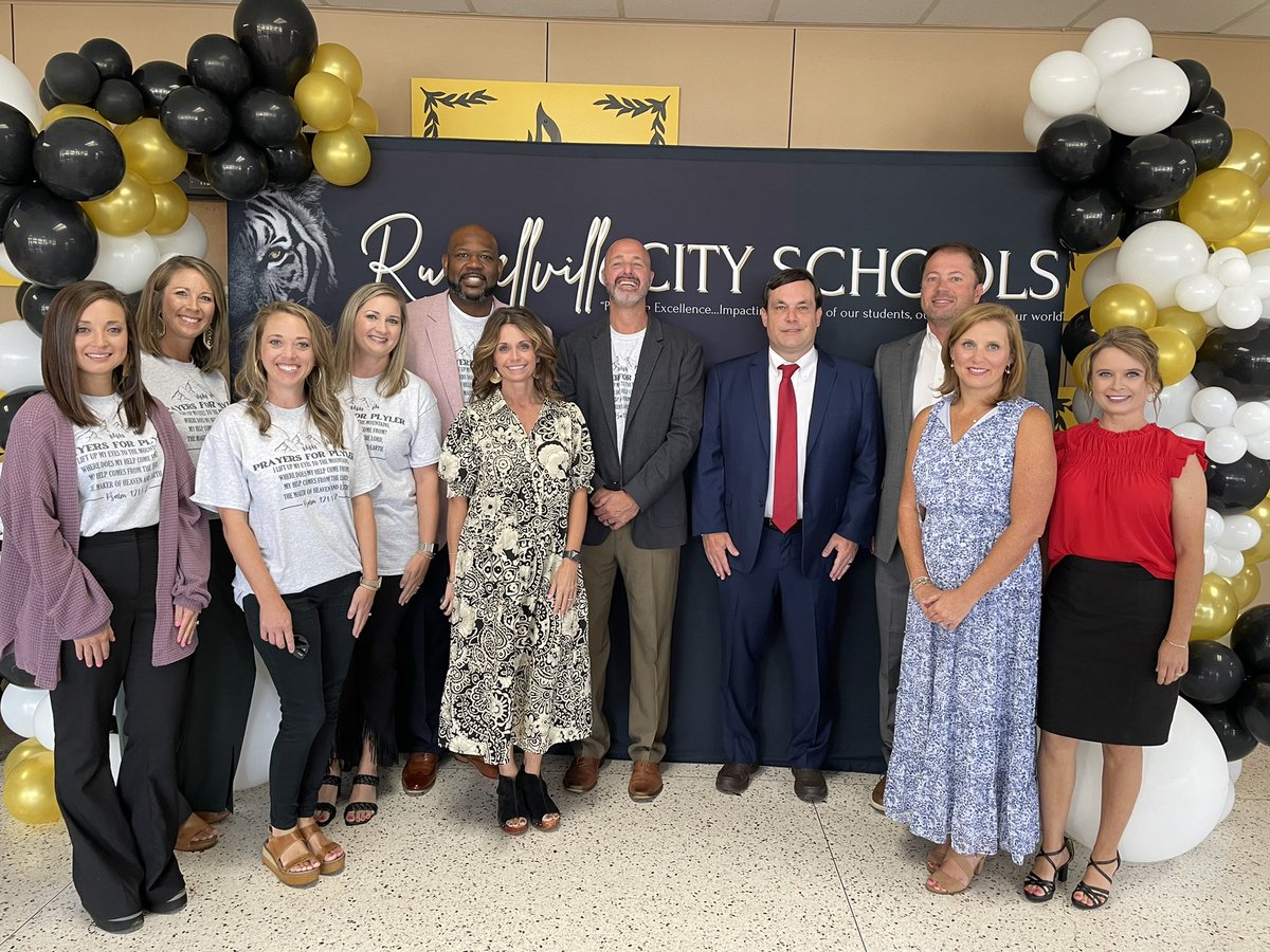 Russellville Schools tweet media