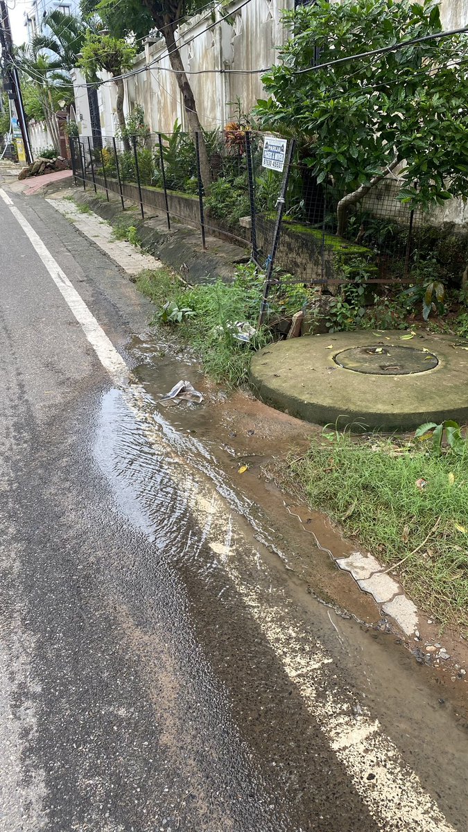 Dev_shukla's tweet photo. @bmcbbsr stinky roads because of leaking drainage, this is what happens every time there’s heavy rain. And then comes #dengue, #malaria and what not. We need a permanent solution to this. Can you give us one. This is road 2 in N2, IRC village, BBSR. https://t.co/7jCvoMEDni