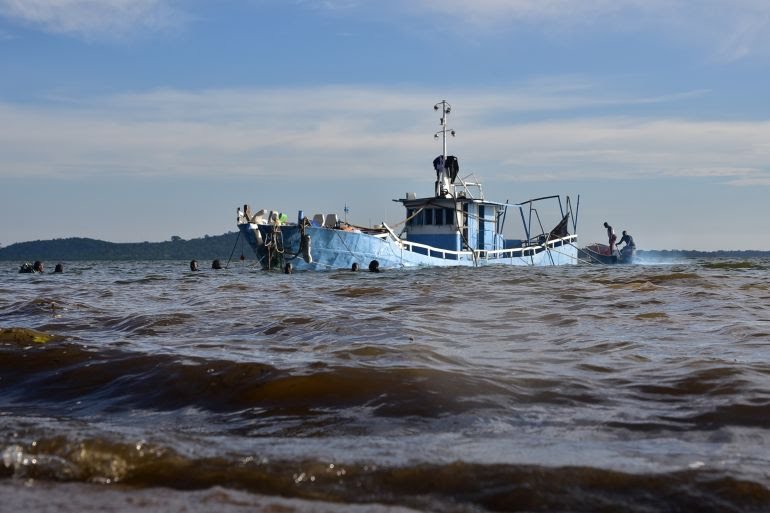 HonKakembo's tweet photo. As the people of Entebbe, we grieve with our brothers and sisters who lost their loved ones in yesterday's tragic boat accident on Lake Victoria in Kalangala District.

The unfortunate loss of lives should task us to do more about Marine transport safety and rescue. https://t.co/rMwoEX1anF