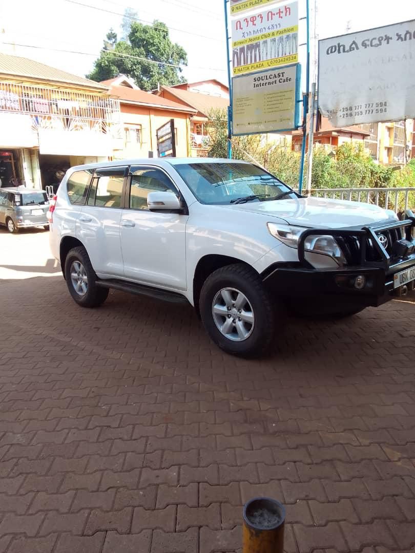 FixnRev's tweet photo. New car sale deal Just in.
Car Details
Car Name Land cruiser Prado
Year 2017
Engine Diesel 1KD
Power (in CC) 2982
Seven-seater
Automatic
Price is 160m

Come give us a go.
Location: fixnrev mechanics
0778 210082
https://t.co/uWG8tB8xBX https://t.co/AG8yp0CSd4