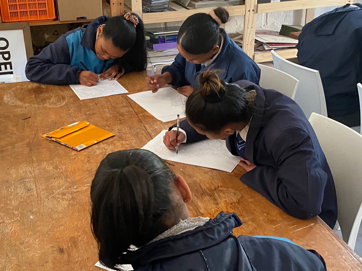 FarmGreyton's tweet photo. Another spin off from our @VegFund humane education programme that engages pupils with animals and art. Talented children are now being given art classes to prepare them for college and careers in art &amp; design https://t.co/IvgdY9cUuO