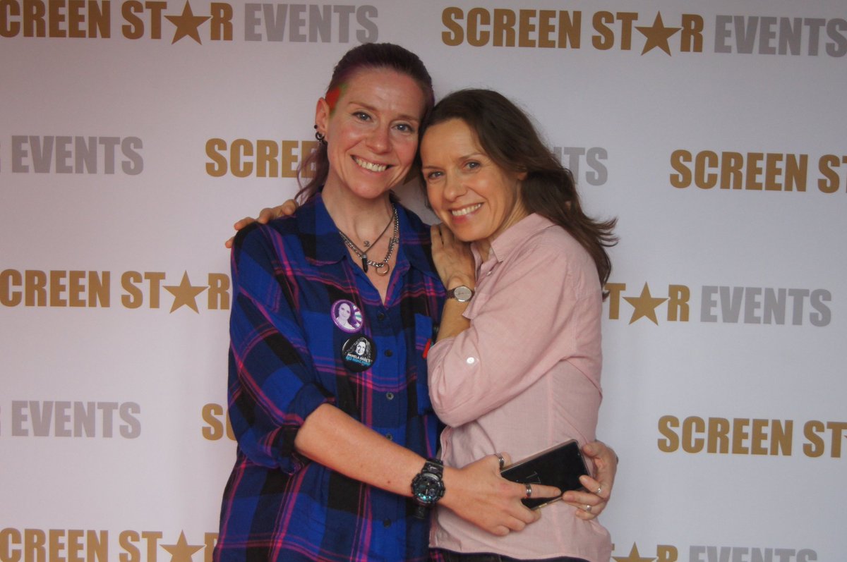 Morning guys n gals, I've had my pics of #pamelarabe & #kateatkinson back from @ScreenStarEvent & I bloody love them. What an amazing weekend, back to reality now which sucks but can't wait to do it all again in Oct. Have a fab day you lovely lot 😘😘