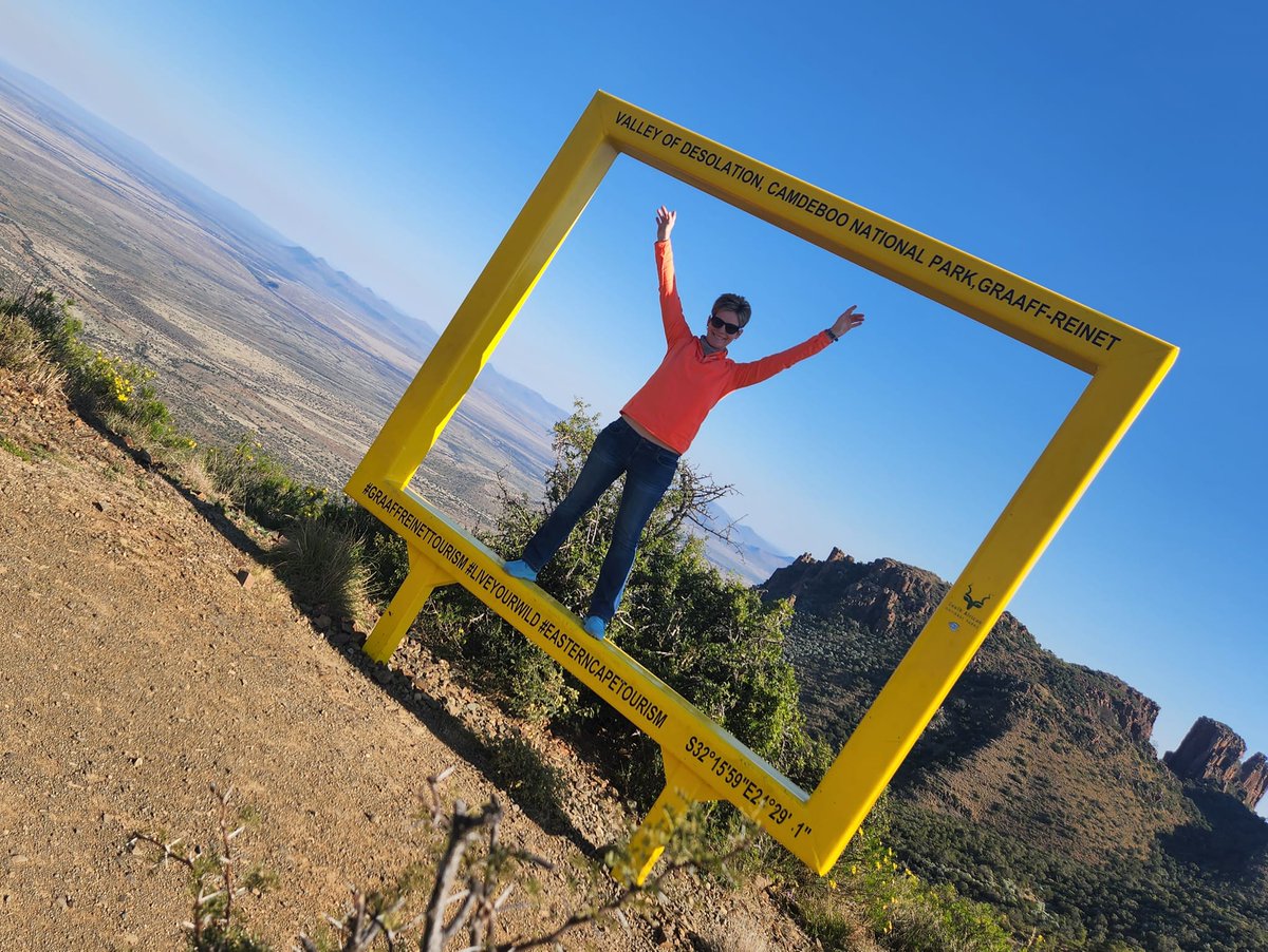 📸Iselle Combrink says "Anybody who has ever climbed onto one of these frames will appreciate my athletic prowess for getting up there with the phone on a 10sec self-timer, in a tree 5m away. This was the 5th attempt!" #CamdebooNationalPark #ValleyOfDesolation <a href="/SANParks/">SANParks</a>