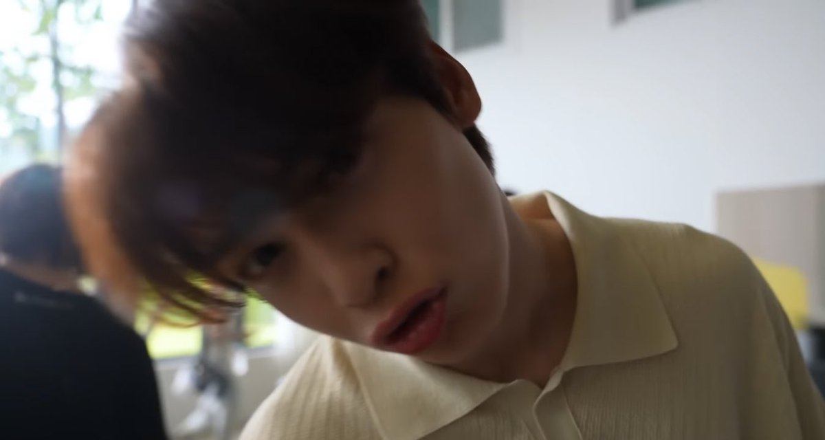 rosy_chastar's tweet photo. How these are the same person, HOW?! 😭🧸❤️‍🔥

#차은우 #CHAEUNWOO https://t.co/jLBi0KUjeW