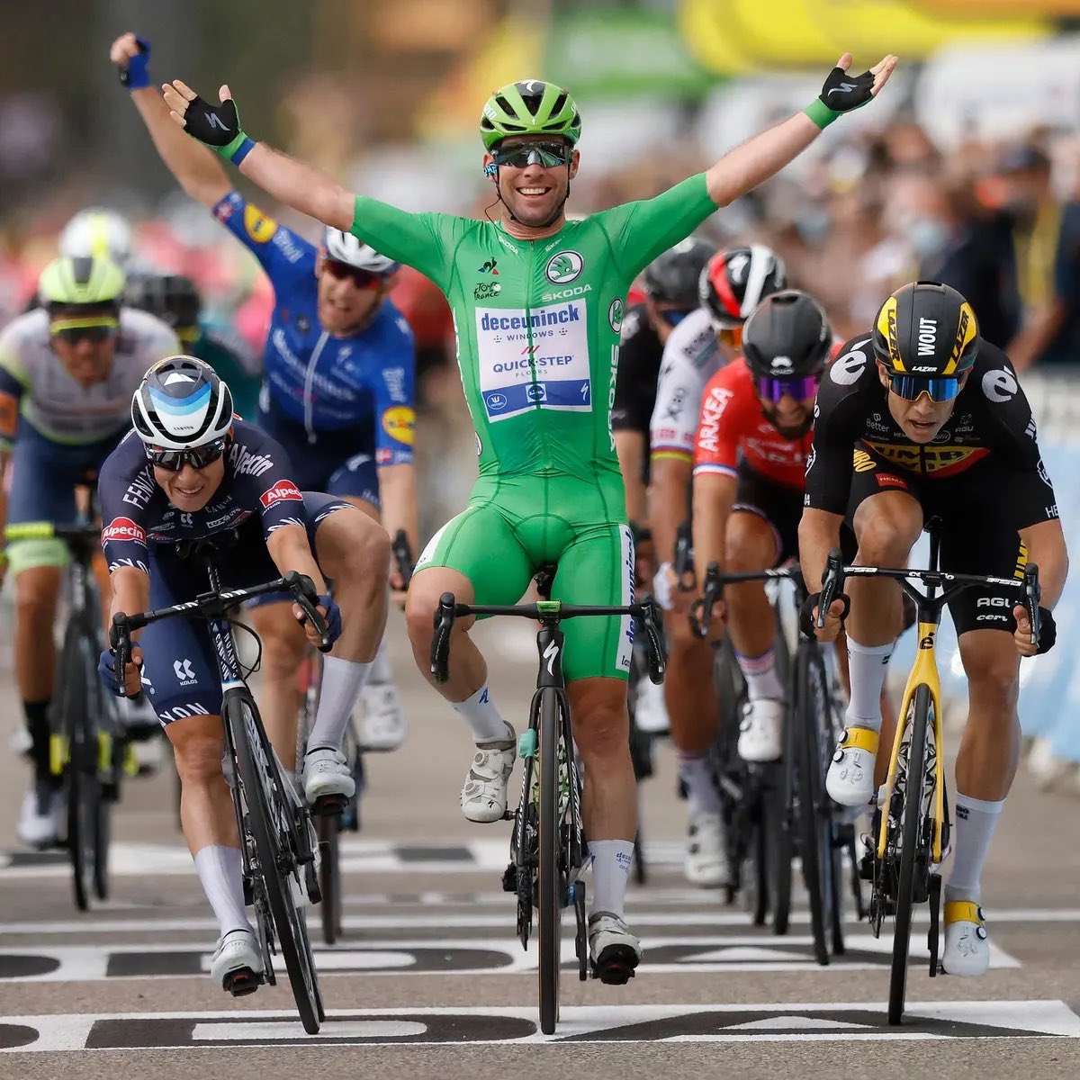 AndersMielke's tweet photo. “Mark Cavendish - Never Enough” on Netflix.

A must watch. One of the greatest comebacks in cycling. https://t.co/oUFU7Xl222