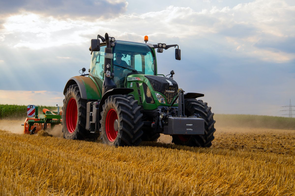 Via libera in Conferenza Stato-Regioni alla misura #PNRR da 400 mln di euro per #innovazione e #meccanizzazione in agricoltura. In arrivo contributi a fondo perduto per trattori a zero emissioni e investimenti in #agricoltura di precisione <a href="/SocialMasaf/">Ministero dell'Agricoltura</a> 
➡️urly.it/3wmxn