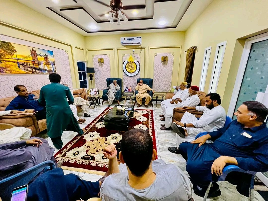 NSCorporation3's tweet photo. مئیر میونسپل کارپوریشن قاضی عبدالرشید بھٹی صاحب سے ملاقات 
ملاقات کے موقع پر چئیرمین نیشنل بزنس گروپ (NBG)چوہدری عبدالقیوم آرائیں صاحب و دیگر شامل تھے مئیر میونسپل کارپوریشن قاضی عبدالرشید بھٹی صاحب کو حالیہ بارشوں میں اور محرم الحرام میں مثالی اقدامات پر سراہا گیا اور انہیں یقین https://t.co/3tbUVlyFvf