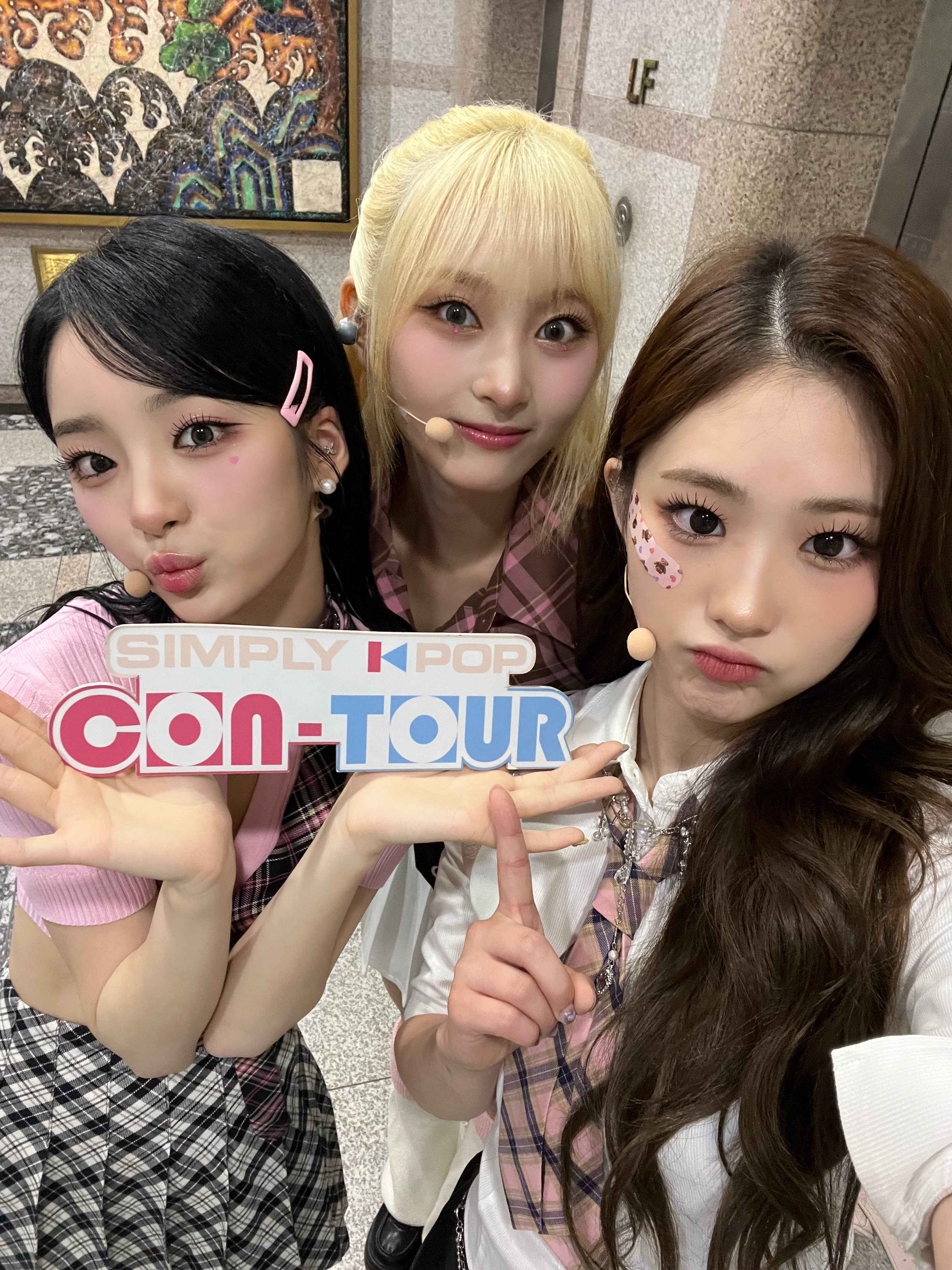 F2lx6FSaQAAMyUZ?format=jpg&name=4096x4096