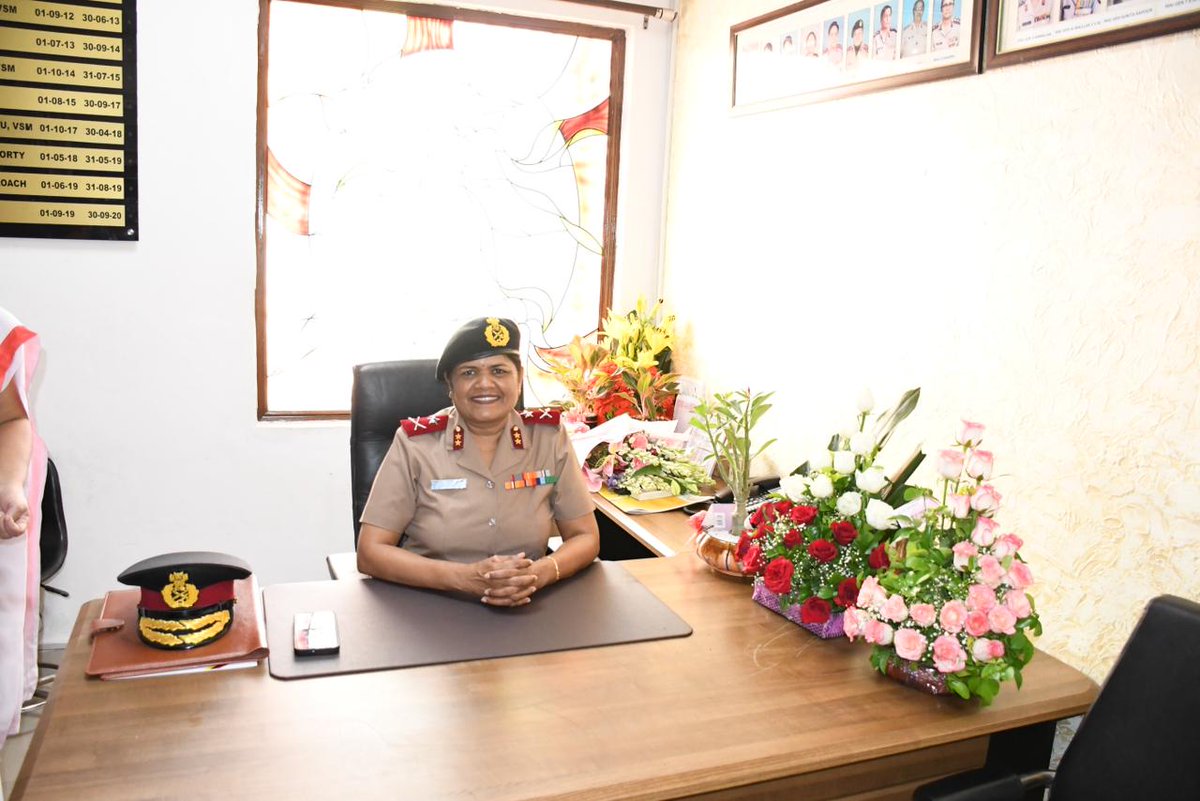 Maj Gen Ignatius Delos Flora of Military Nursing Service(MNS) assumes appointment as Principal Matron, Army's Research & Referral Hospital, Delhi. #narishakti We wish her a memorable tenure ahead. @adgpi @DefencePROTvm @dprohyd @Prodef_blr @DefencePROkochi @PRODefNgp