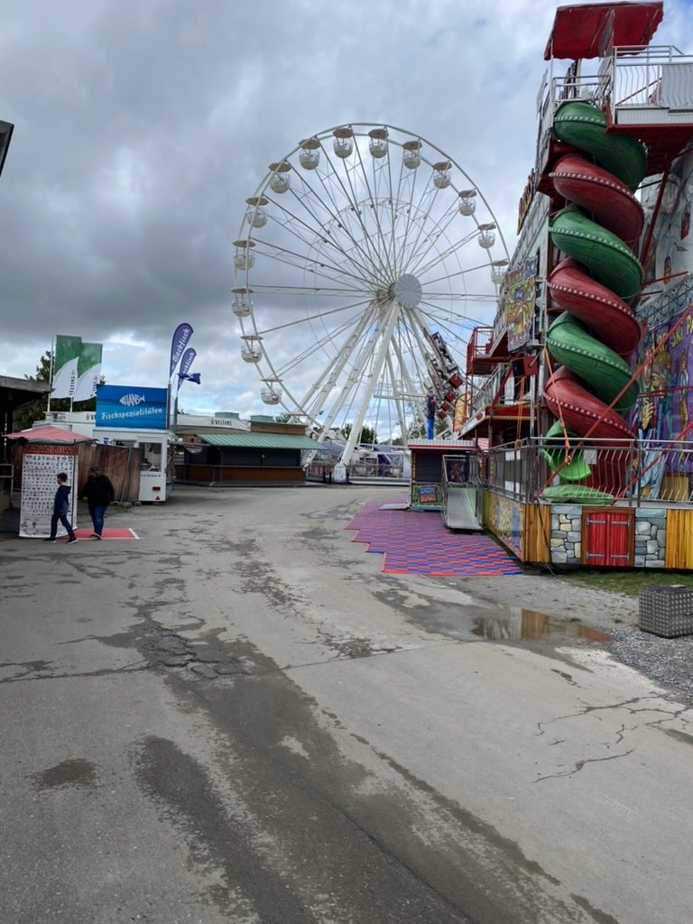ffnordhessen's tweet photo. #FFNordhessen freut sich auf das Größte Volksfest in Nordhessen, Das Arolser Viehmarkt. Jetzt auch mit #Freifunk vor dem Festzelt, der Reithalle und dem Schützenhaus, soweit im Eingangsbereich. Die Gänge werden nachher sicher voll sein. Viel Spaß! https://t.co/SrFFWPCZ97