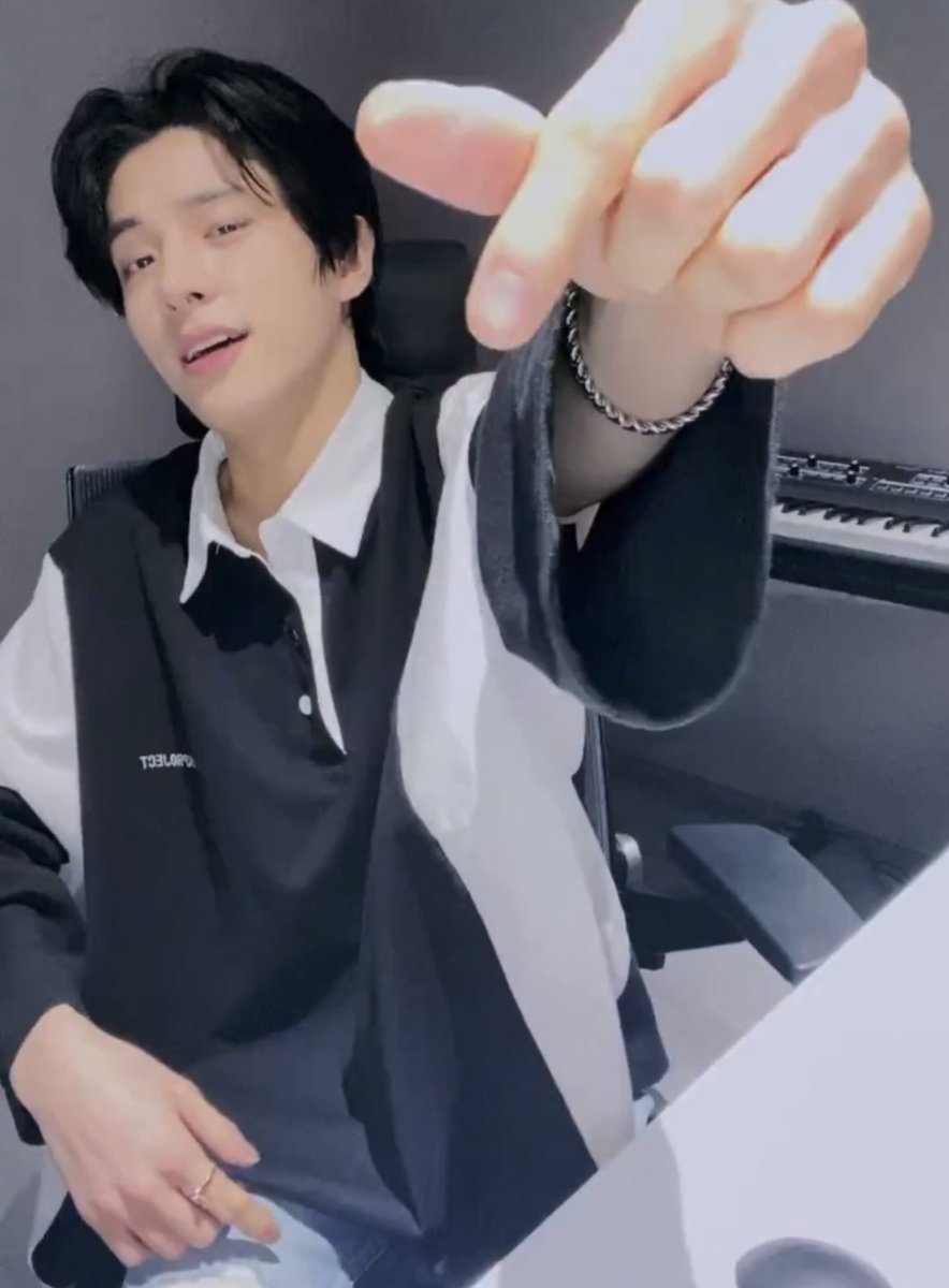 EN7ernally's tweet photo. 🦮 mahal kita~
🦮 mahal kita 🫰🏻 https://t.co/LSdAeG4BYi
