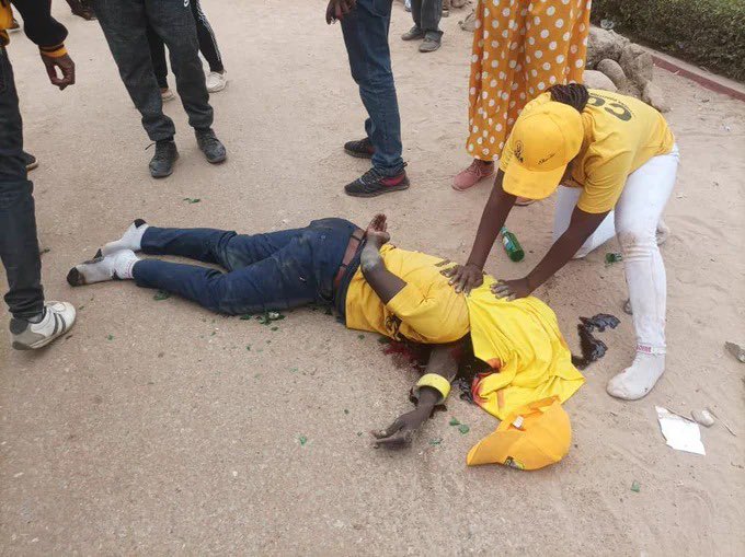 HStvNews's tweet image. #JustIn one @CCCZimbabwe allegedly killed in Glen View over venue clash with @ZANUPF_Official. The @CCCZimbabwe says tensions are high in the area. More to follow.