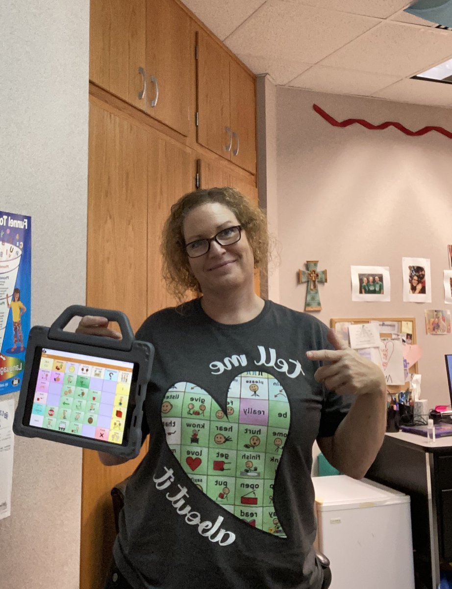 One student just noticed that my shirt matched “the iPad thing some kids talk with”. 💜 <a href="/MrsWey10/">Lindsay Wey</a> <a href="/ToddAHawks/">Todd Hawks</a> @DrLindaWatkins <a href="/BethEmmoss/">Beth Moss</a>