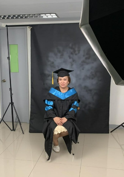 _leemarso_'s tweet photo. Grabe, nakakaproud ang aking mother. Graduate na ng masterals nya 🫶 https://t.co/OhaW8e45Rf