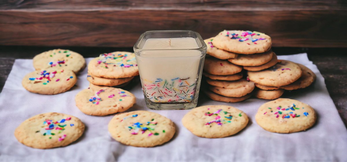 FarmsMore's tweet photo. We have some amazing new, smaller, glass soy candles to try out.  We even brought the sprinkles!   Check us out online at https://t.co/xsFYatKTh7.  

https://t.co/jzaG6ElJhf

https://t.co/2dKFsF5H89 https://t.co/ZNGqLU8QJH