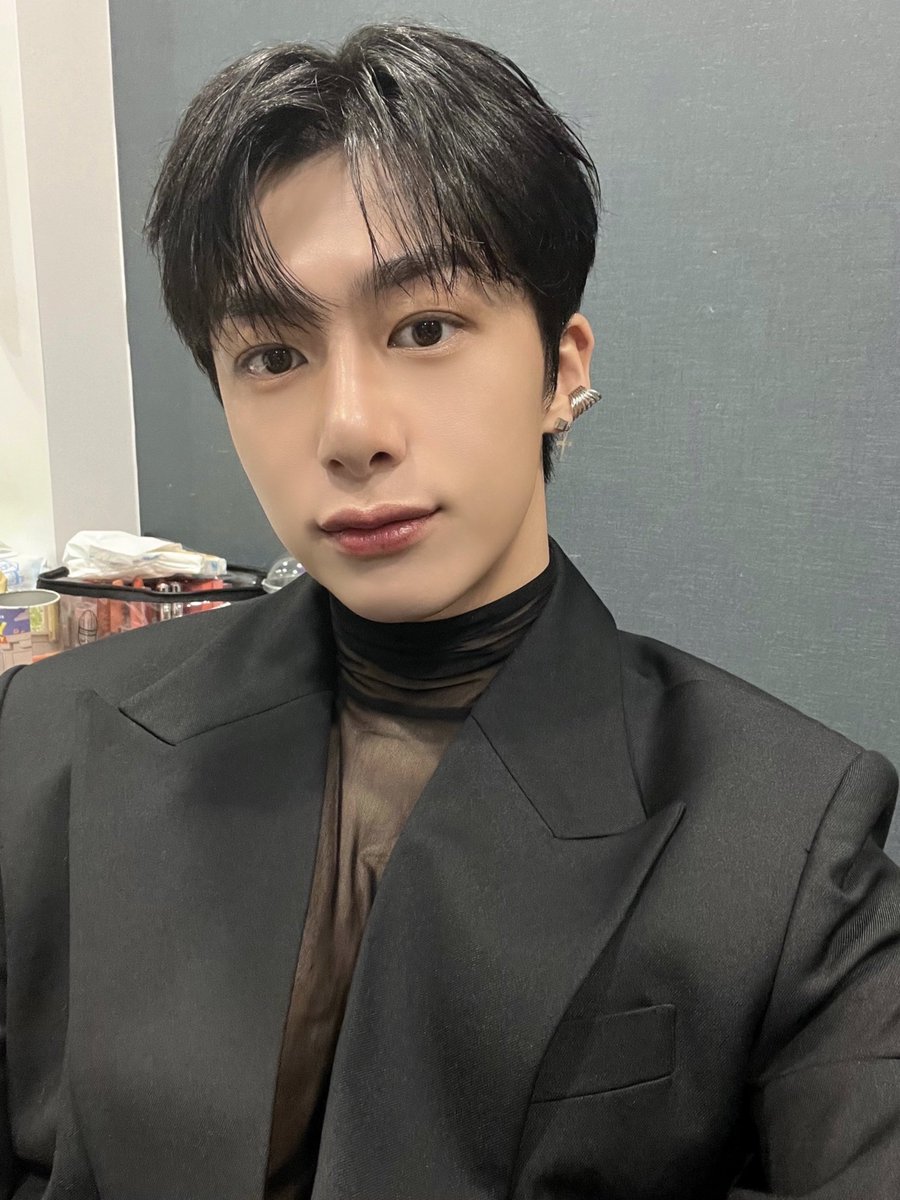 OfficialMONSTAX's tweet photo. 두 번째 주도 파이팅❤️ #형원 https://t.co/bKshQvQkEV