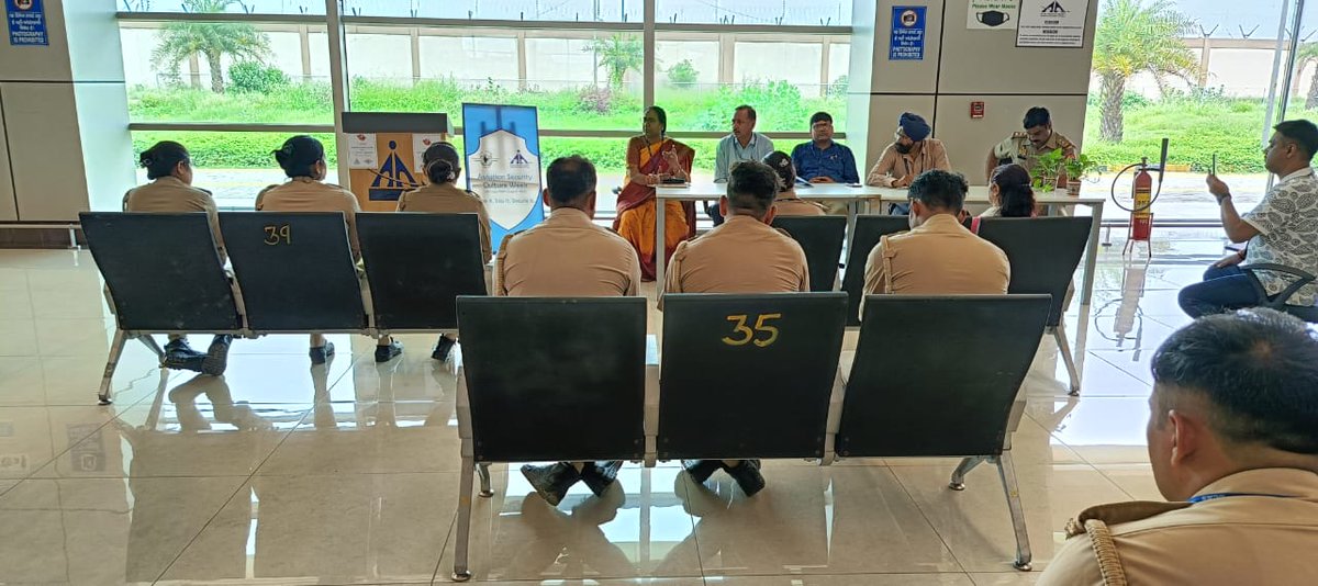 Hindon Airport tweet media