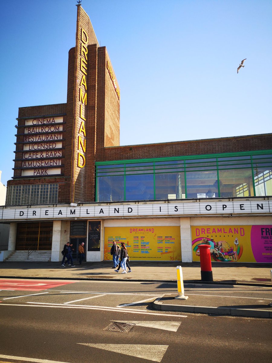 Margate (Happy memories! Photo on left is not mine) #margate #Thanet #beach #onlyfoolsandhorses #DavidJason #dreamland #seaside #fun #documentary #architecture