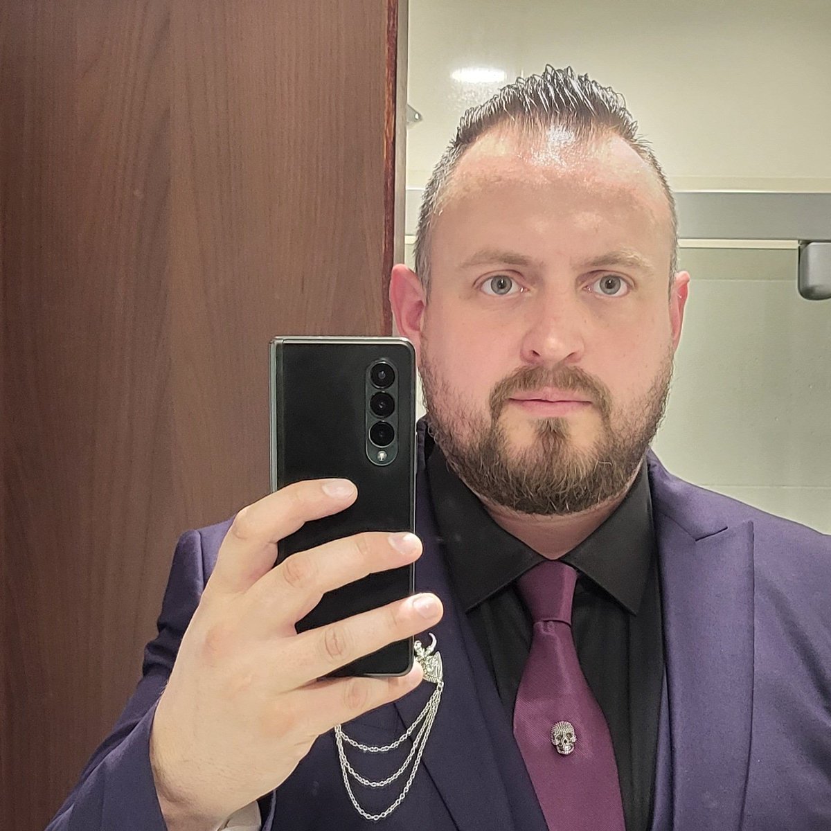 Cameron170887's tweet photo. Dressed for cousins weddin was amazing https://t.co/Mx9UbfZ2PY