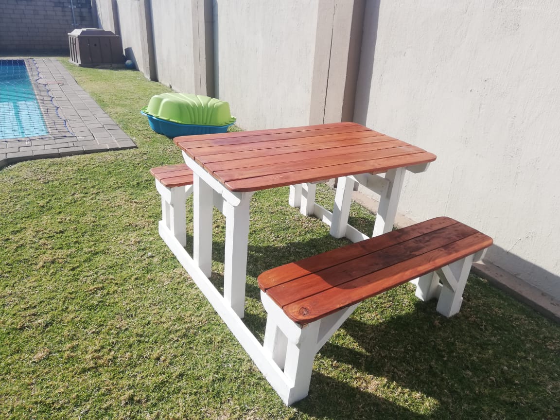 PaballoDeej's tweet photo. Please retweet my customers may be on your timeline 
Call/whatsapp:0814947452
Located at boksburg 
Prices From R2100
#SenzoMeyiwaTrial #MaleKelly Khumalo  |  EFF HQ  |  Western Cape  |  Standard Bank  |  Penuel  |  BRICS  |  Kempton Park https://t.co/QKfiE5Mw7F