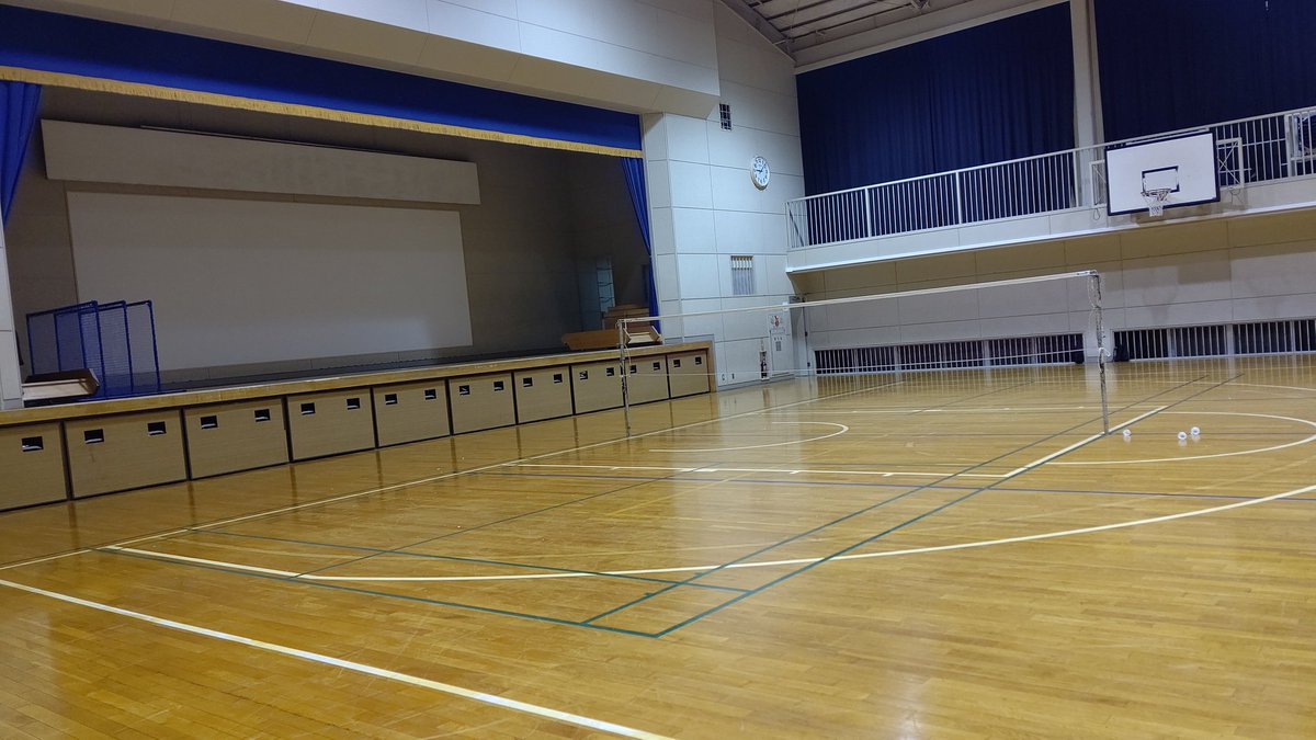 Televiken3rdGen's tweet photo. #TEAM2008
塚沢中学校体育館 LED設置工事中の為8/3&10の練習はお休みの流れから今日は「吉井町バドミントンクラブ」の練習に参加しましたぁ🏸 ͗ ͗✨@吉井西中学校体育館
上手い人しかいなかった♡
|•'▽'•)੭ ੈヤッホー
楽しく激しくバド出来たよぉぉぉー٩(ˊᗜˋ*)و♪ https://t.co/yEEGtRWeja