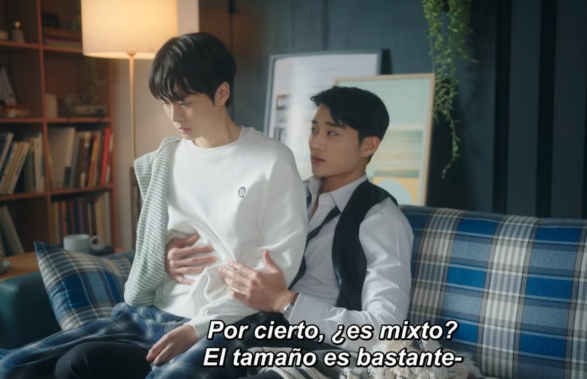 AkrgFullMoon's tweet photo. ━🐻━━━━🐥━┓
#JunAndJun #준과준 #JunAndJunEP3
┗━🐶━━━━🦊━┛
#LeeChoi🐻 ahora tendrá competencia #SongHyunJae🐶, como jefe desea cuidar a #JunLee🐥 y aparece #Simeon🦊 que lo sigue desde su tiempo de Idol...Por lo menos hoy ambos saben que ya se reconocieron 🐻➡️🐥 https://t.co/GGiHwxUkoX