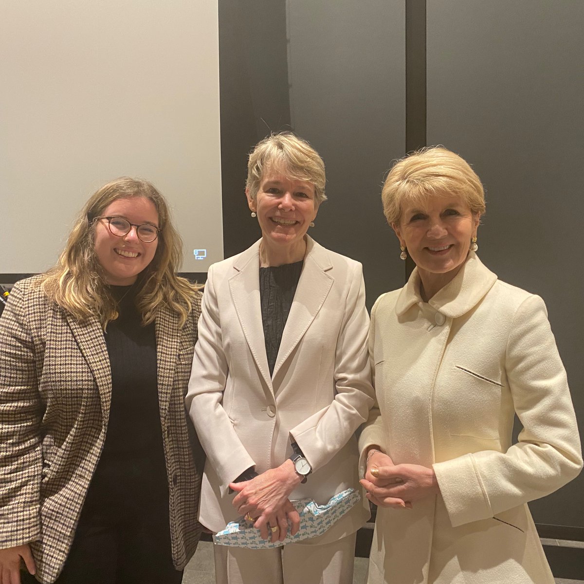 Really wonderful to have ICJ Judge Hilary Charlesworth here in Canberra this week as part of her ICJ re-election campaign - and of course Chancellor @HonJulieBishop to welcome her to @ourANU. 🇦🇺⚖️