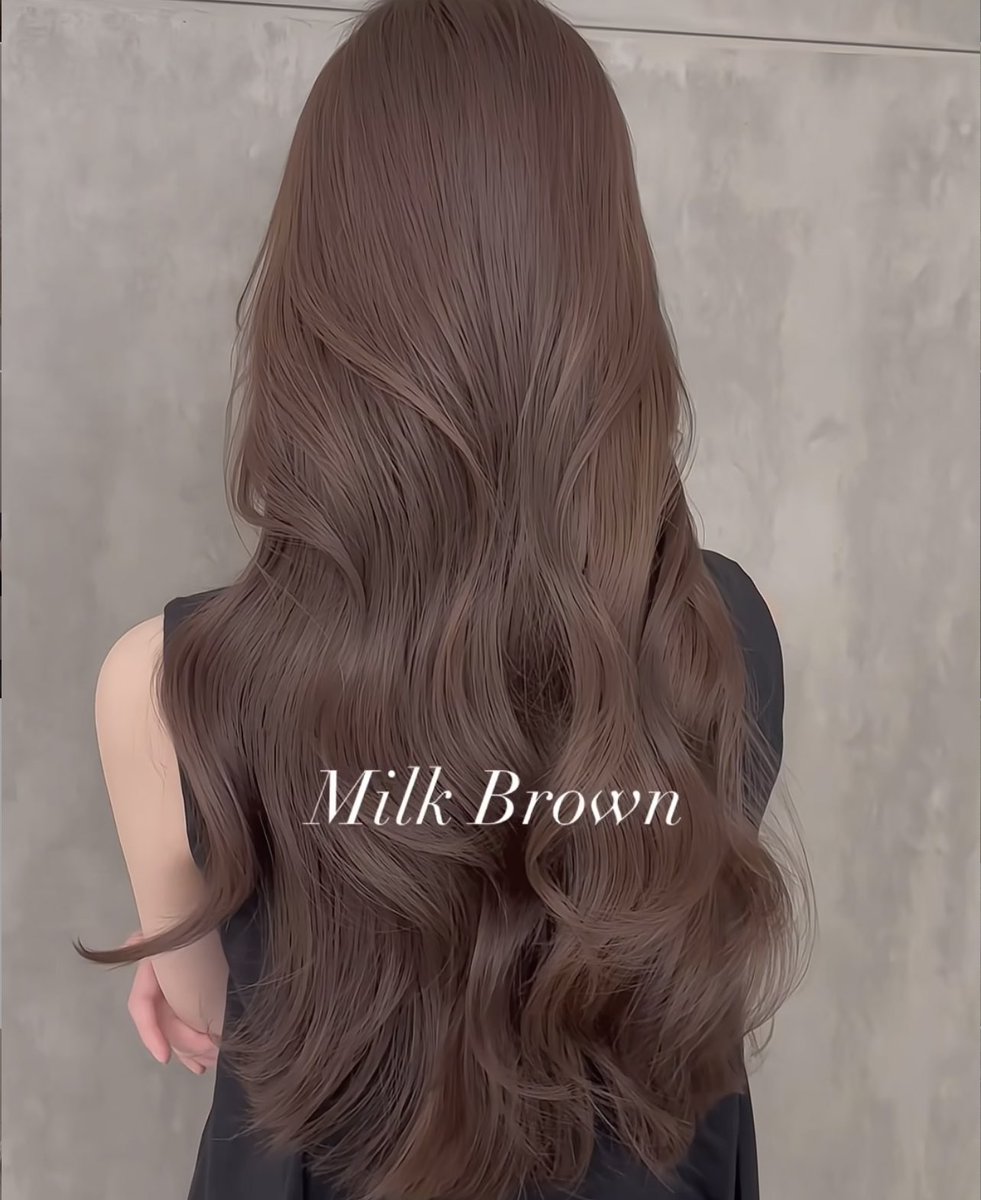 แก เจอมาจากไอจีร้านทำผมญี่ปุ่น ig: nagahair.osaka ทำสีผมได้สวยมากกกก สีผมในอุดมคติ🥹🫶🏻 เป็นโทนน้ำตาลที่หม่นสวย ละมุนๆ แล้วสีผมสม่ำเสมอเว่อมากกก ดูสุขภาพดีด้วย