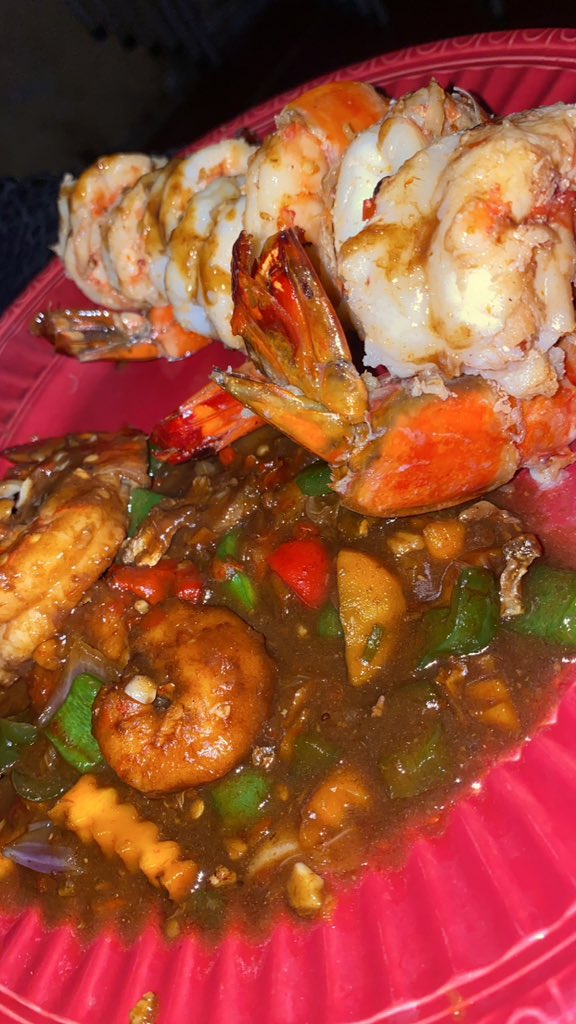 Steamed garlic jumbo (skewers) prawns and veggies in hot garlic sauce 😮‍💨🤌😋🤤😻 #dindininspo #brunchideas #mealsbyj0