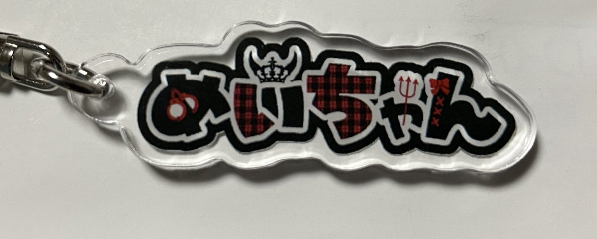 ebc_tsh's tweet photo. 何度も撮影させ���頂いてるモデル様、めいちゃんのアクキー届きました！可愛いデザインでとてもいい！ https://t.co/Mx8a4YTUNl