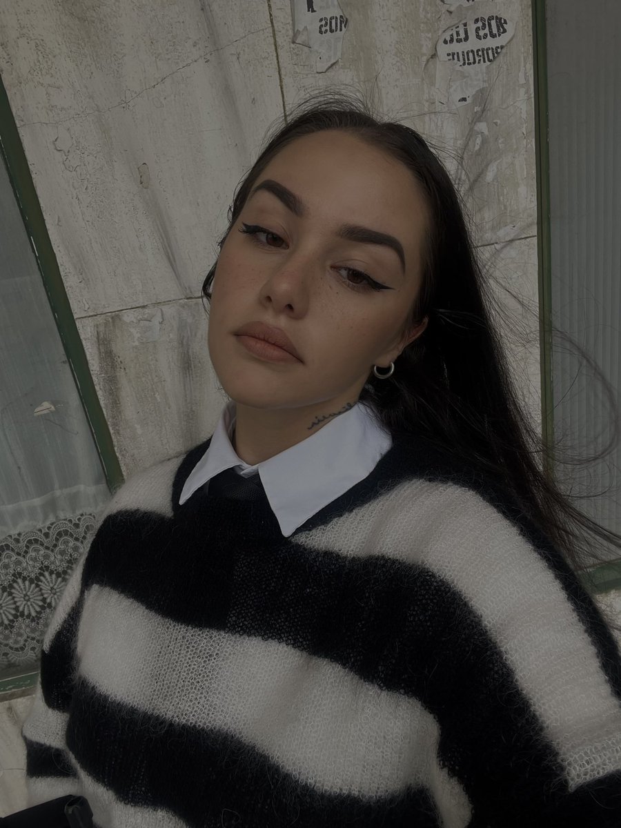almubastida's tweet photo. 🖤🤍 https://t.co/NjtALso30r