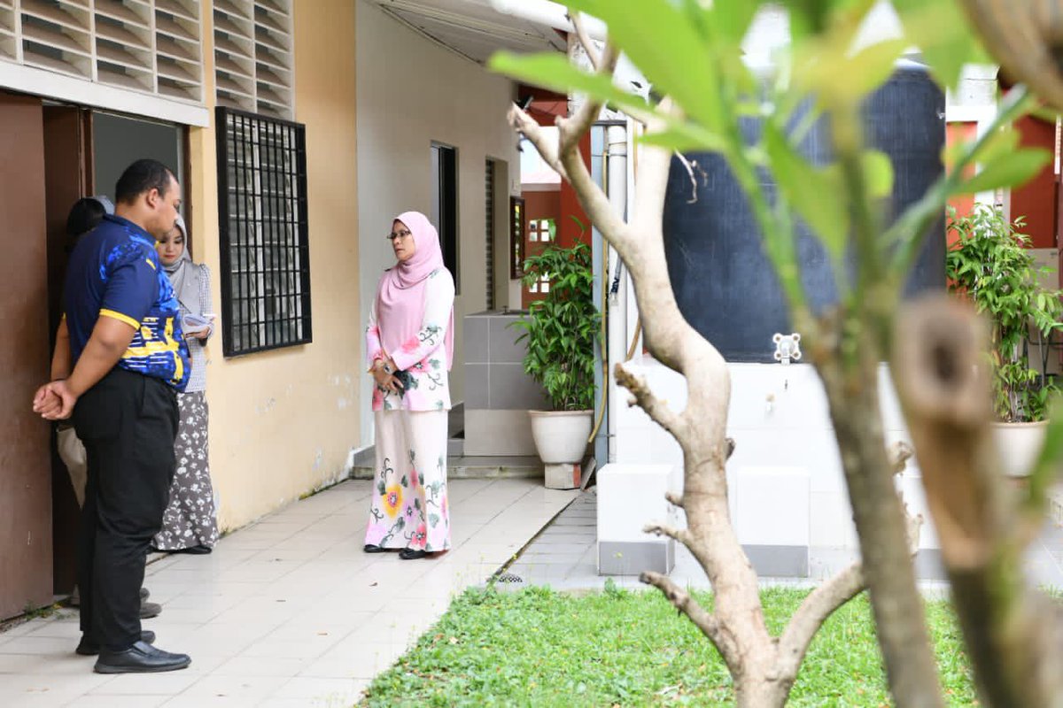 mp_ampangjaya's tweet image. 3 Ogos 2023 (2.30 petang) ~ Lawatan Dr. Ani binti Ahmad, Pengawai Pengurus (RO) N.19 Bukit Antarabangsa ke Pusat Daerah Mengundi N.19 Bukit Antarabangsa. 

#SPR15 #N19 #Bukitantarabangsa