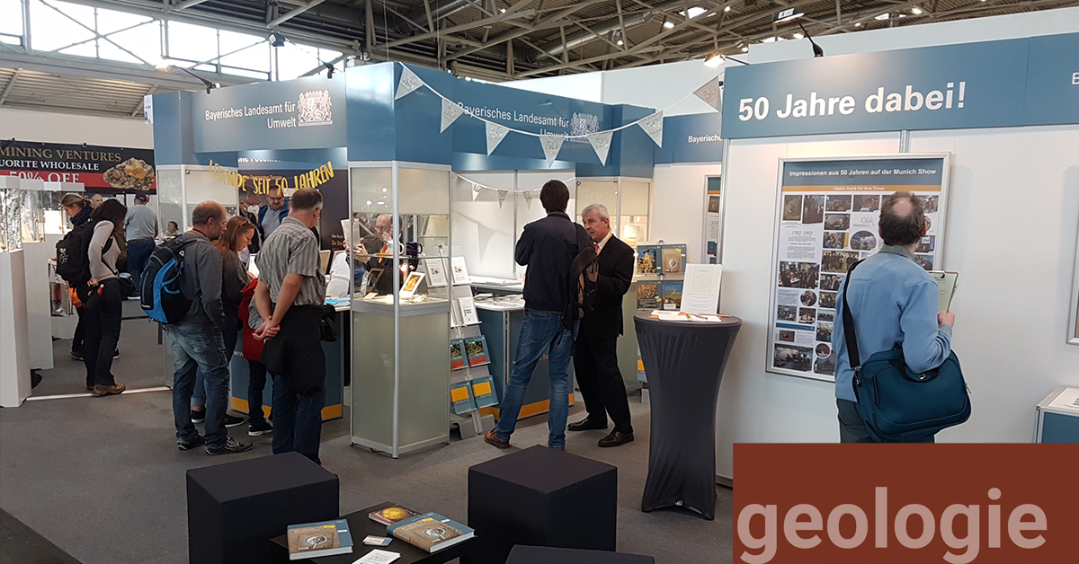 lfu_bayern's tweet image. Der neue Geo-Newsletter ist verfügbar! Dieses mal mit Infos zum #BodenDesJahres, #GesteinDesJahres, neuen Veranstaltungen #TagDesGeotops, #MunichShow 2023, Fachtagung Consent &amp;amp; Tag der offenen Tür am LfU in Hof und vielem mehr. Newsletter und Anmeldung: lfu.bayern.de/geologie/geofo…