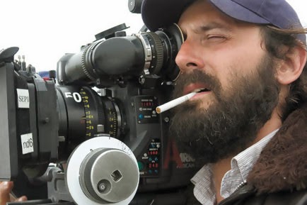 jipe0043's tweet photo. Au printemps 2022, @oizo3000 évoquait son itinéraire singulier à l'occasion de la sortie d'#Incroyablevrai et de la sélection au @Festival_Cannes de #Fumerfaittousser. Un an plus tard, l'engouement suscité par #Yannick entérine sa reconnaissance
En lire +
https://t.co/YTuWQNy8qm https://t.co/bxpCXVBhFT