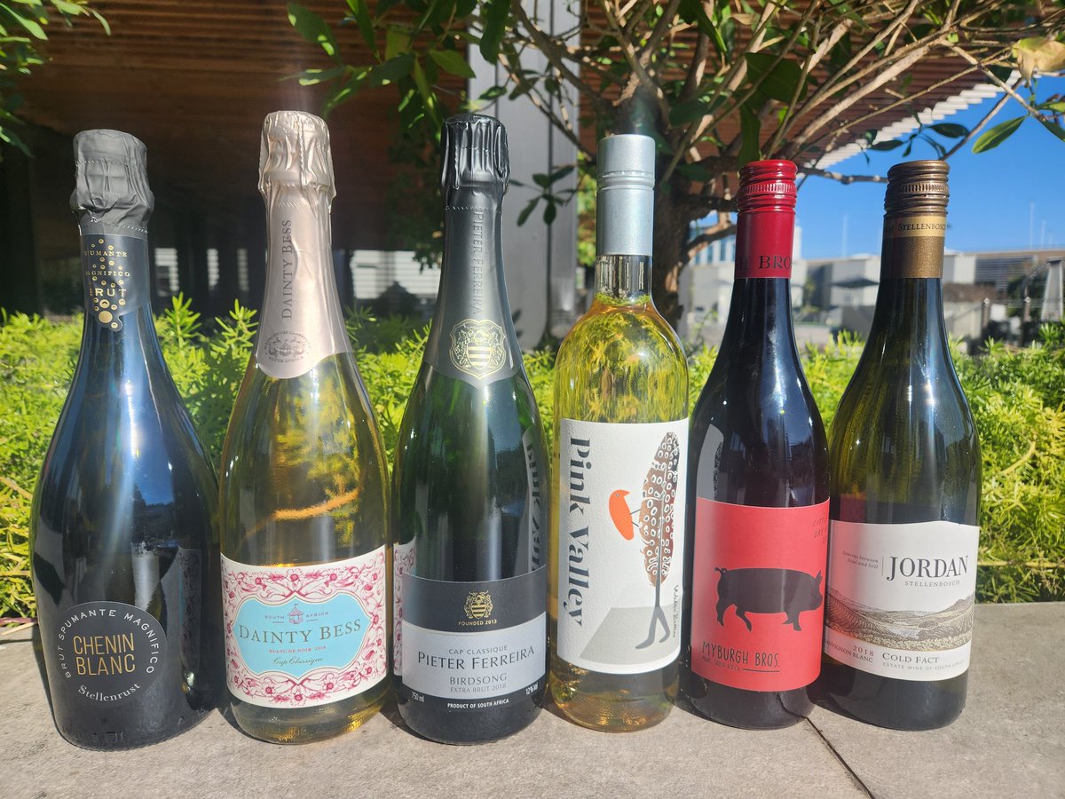 capewinereview's tweet photo. 6 amazing wines to discover by the bottle &amp; by the glass at Decorex Joburg 2023 starting today at the Sandton Convention Center 

#MiguelChan #Sommelier #Africa #Sandton #Decorex #SandtonConventionCentre #SouthAfrica #SandtonCentral #Wine #SouthernSun #SouthAfrican #Johannesburg https://t.co/9hQr5zsBjR