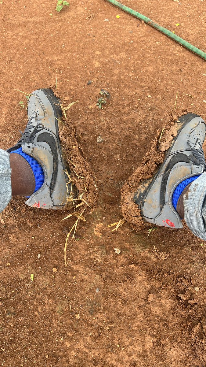 Me right now uuuweeeh 
Naskia Lung inawaka moto