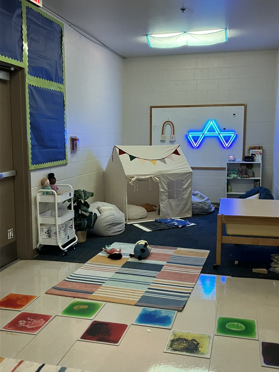 katie dunn tweet media