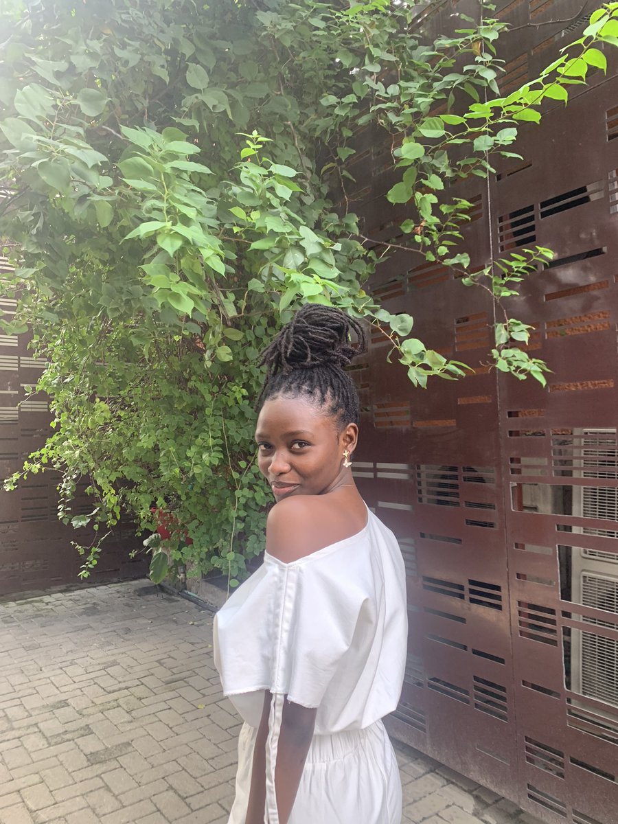 Victoriabajose's tweet photo. I made this beautiful outfit 
Oh my goodness 
I love it so much 
It’s worth the hype abeg! https://t.co/ukJwPThDTP
