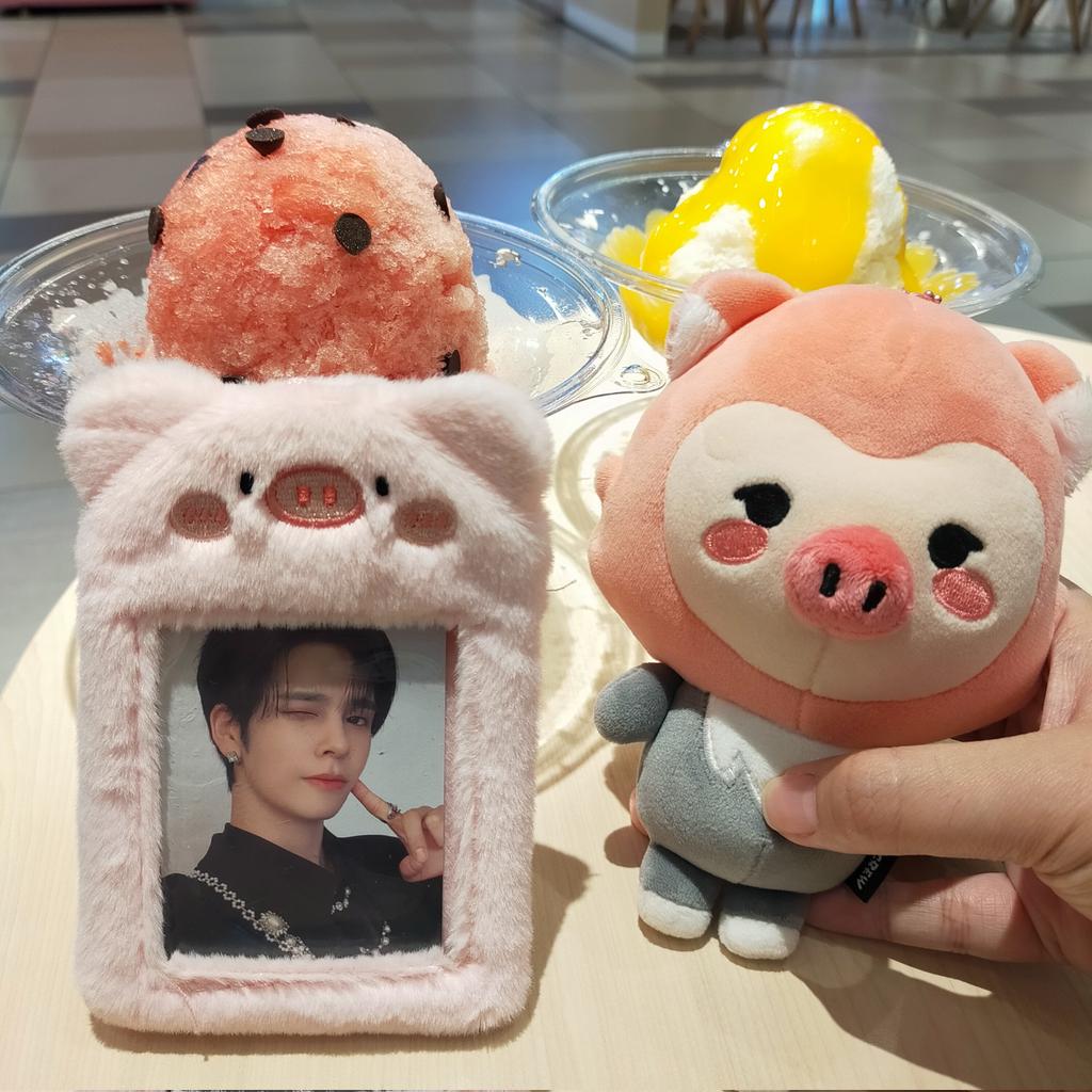 MY_Serim0303's tweet photo. Bringing 아빠 &amp; 울피 for 수박빙수 &amp; 망고빙수

#SERIM #세림
#WOOLPI #울피
#CRAVITY #크래비티
#설렘세림 https://t.co/VO63md2SRi