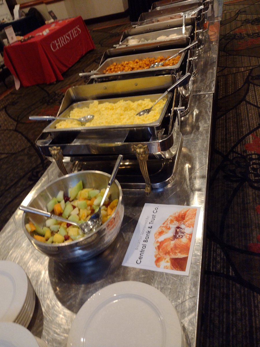 ukcle's tweet photo. Many thanks to Central Bank and Trust Company for sponsoring this morning's continental breakfast. https://t.co/lnYQfivFiM