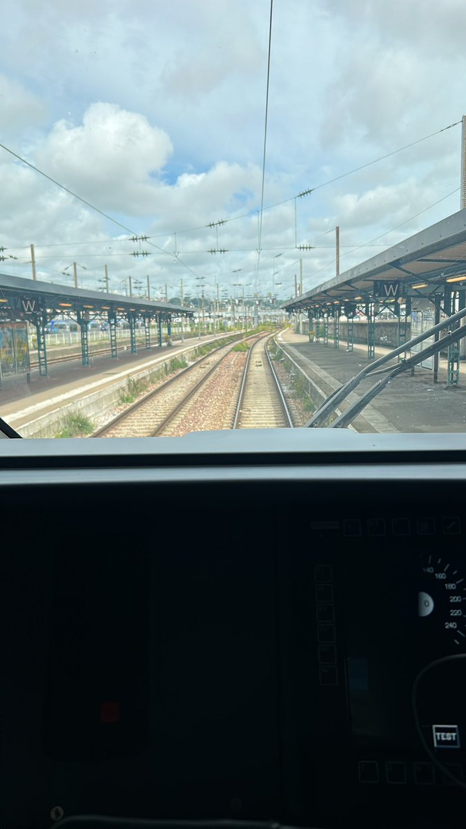 Après mon 3317  hier retour en <a href="/train_nomad/">SNCF NOMAD TRAIN</a> 3120. Bon voyage à tous !