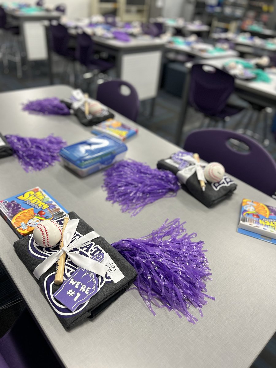 CFBRainwater's tweet photo. We are ready to welcome back our incredible staff!! Time to knock it out of the park!! βΎοΈπ#rocketloudrocketproud @CFBISD @nicgreenleaf @susanmachayo https://t.co/btztSlWre7