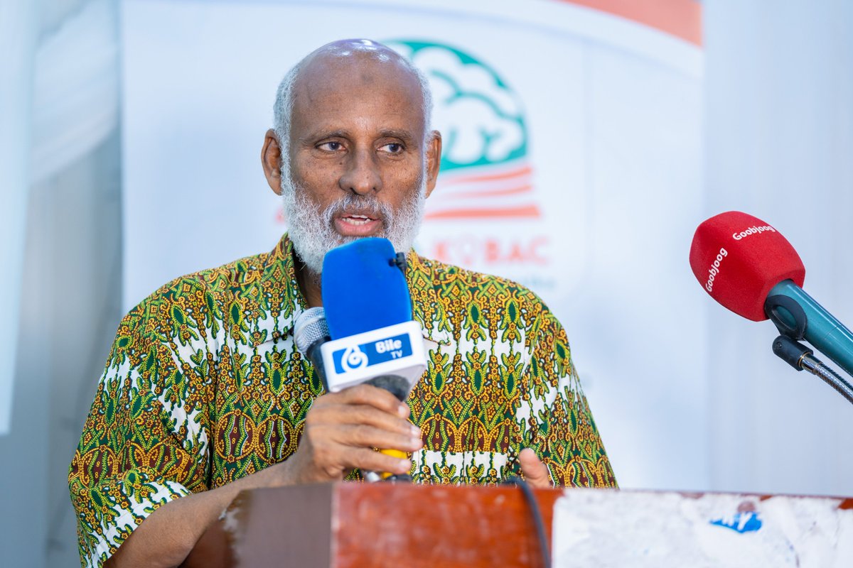 dhaxalreeb_cfld's tweet photo. Agoosto 3, 2023 Agaasimaha Xarunta Dhaxalreeb ayaa ka qaybgalay Sannadguuradii 5aad ee Naadiga akhriska iyo qoraalka Garaad kobac waxa uuna halkaas ka jeediyay qudbad cinwaankeedu yahay: Hoggaaminta iyo dhallinyarada.
#Dhaxalreeb
#Garaad_Kobac
#Akhris https://t.co/9Gmh93NFDY
