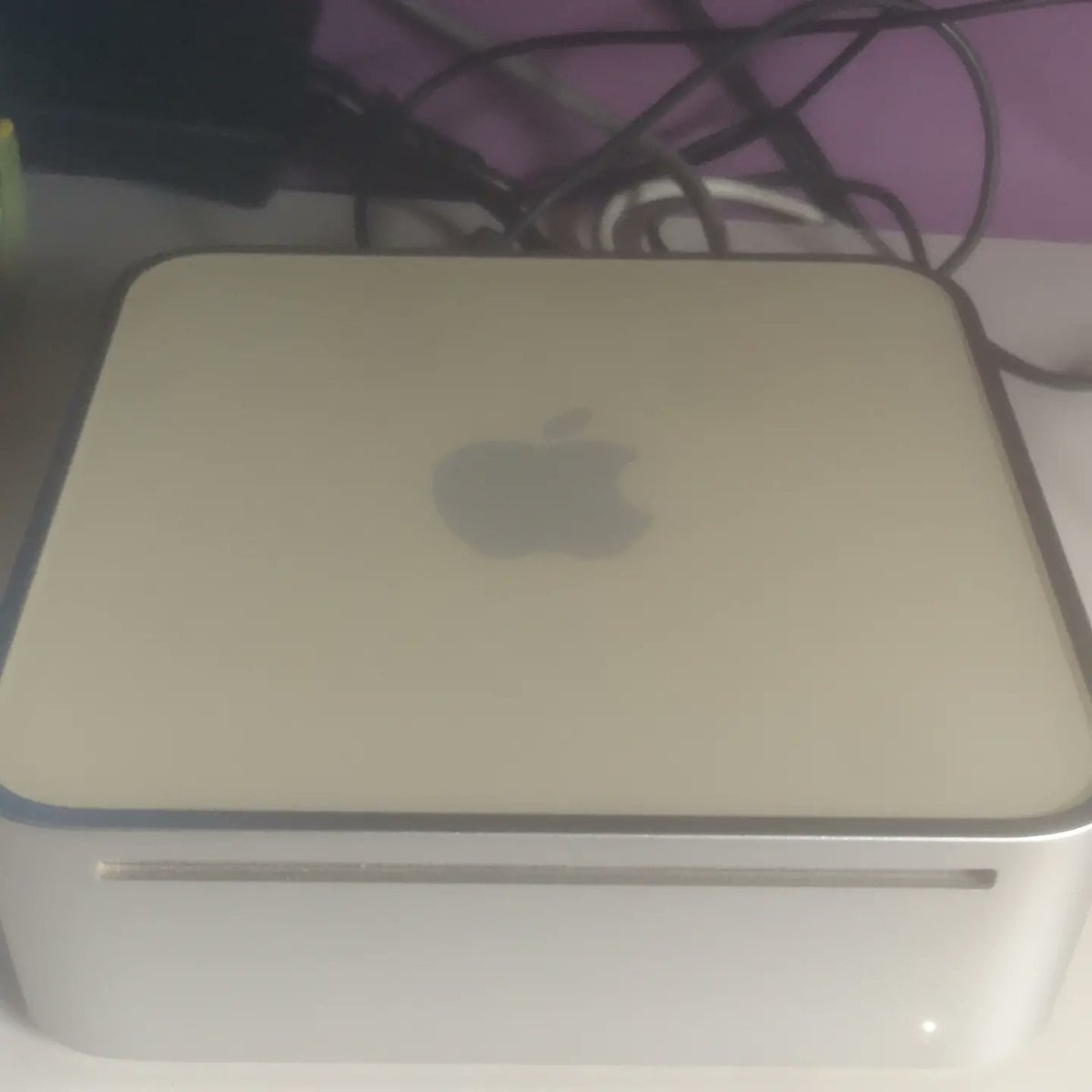 aMiGaTrOnIcS's tweet image. Installing #MorphOS 3.18 on my #Apple  #Macmini G4 ❤️